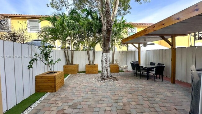 Photo - 14063 SW 50th Ln