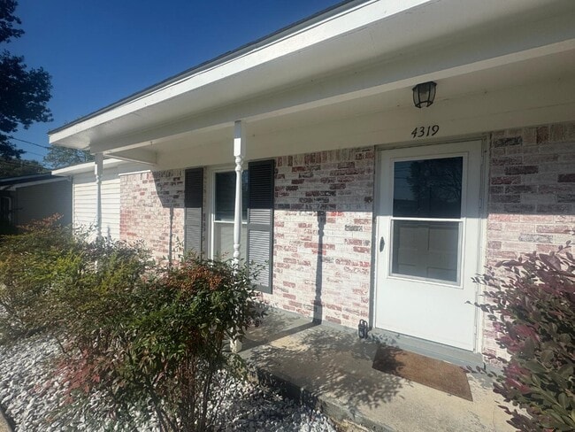 Photo - 4319 Baywood Dr SW