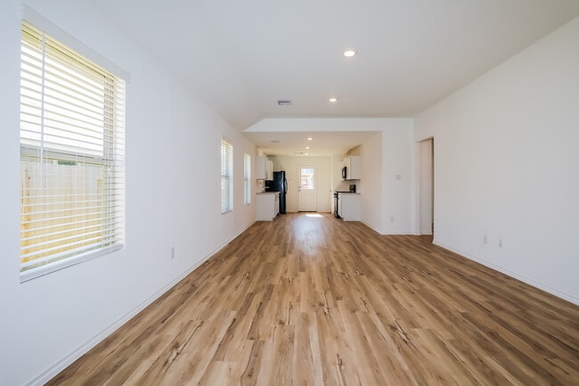 Photo - 11131 N Lake Mist Ln