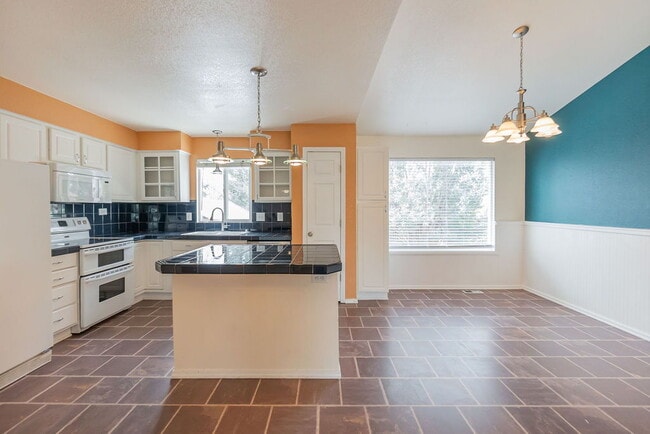 Large Tri-Level Home