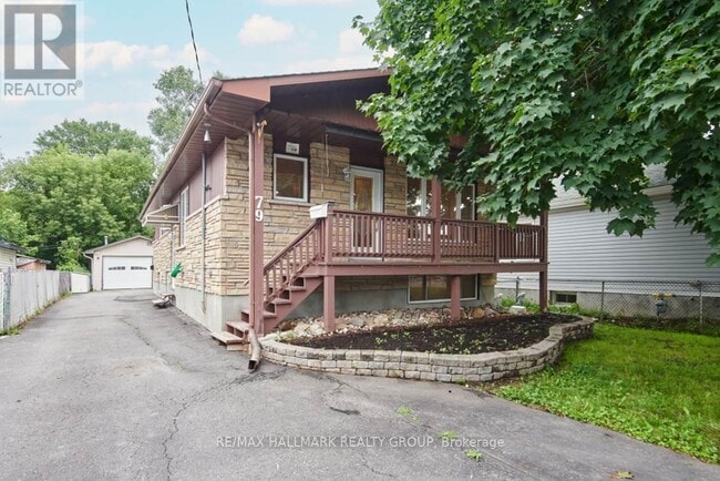 Photo - 79 Jolliet Ave