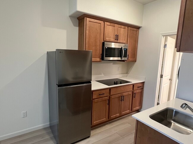 Photo - 3828 Norbridge Ave Unidad #1