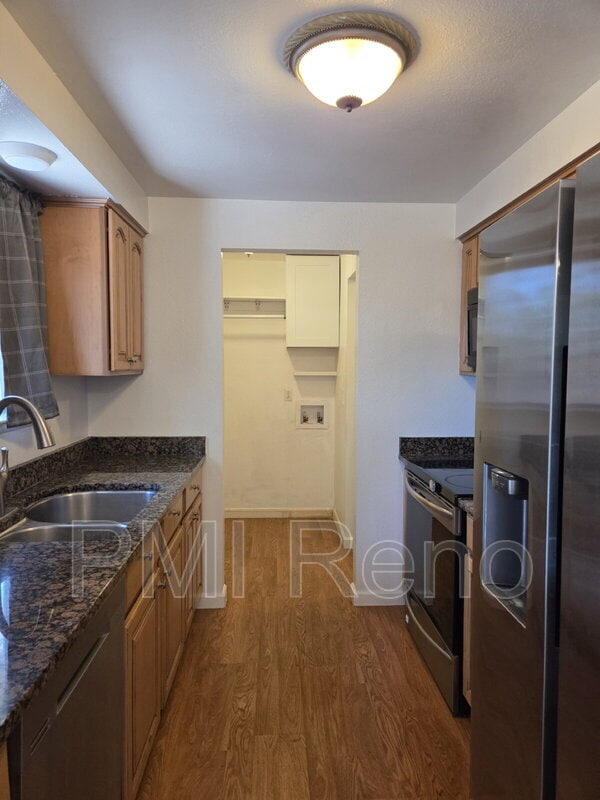 Photo - 14050 Tourmaline Dr