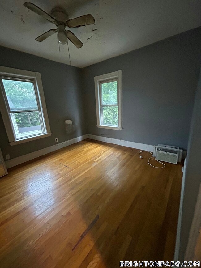 81 Parsons St Unit 2