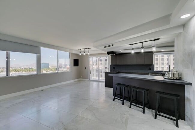 Photo - Elevated Penthouse Living with Private Terrace & Resort-Style Amenities