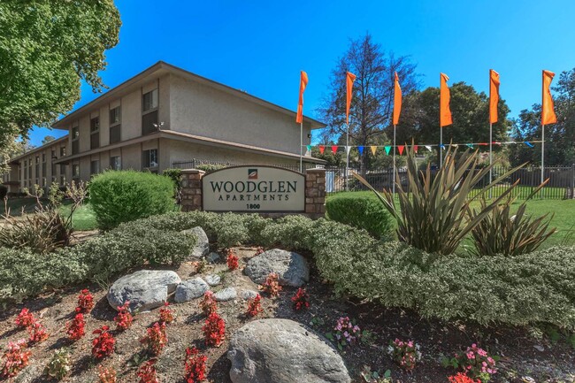 Woodglen Apartment Homes - Woodglen Apartment Homes