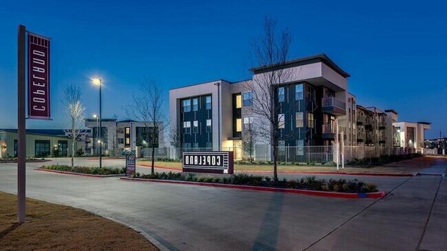 Photo - 2045 Forum Dr Unit b2