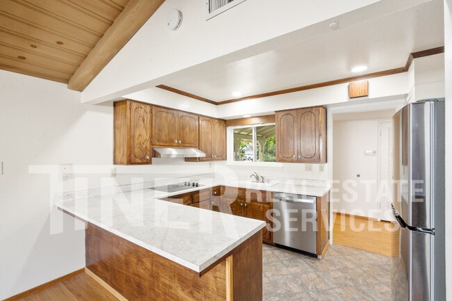 Photo - 8665 Everglade Dr