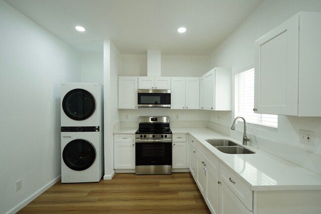 Photo - 3627 Harding St Unidad 3