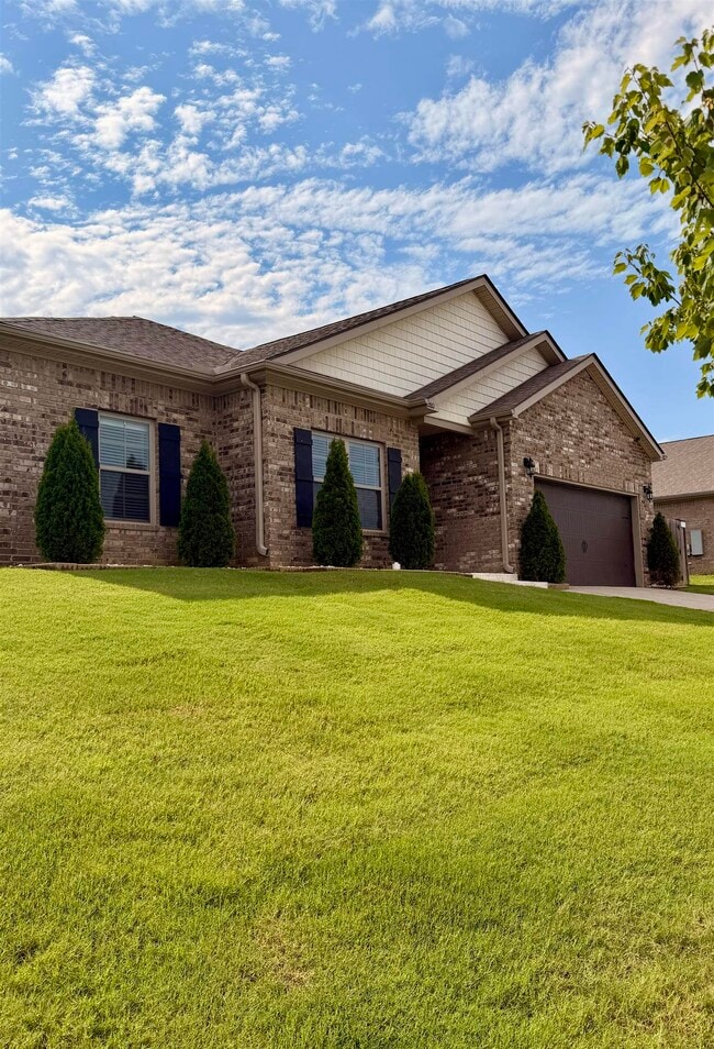 Photo - 280 Lilly Dr