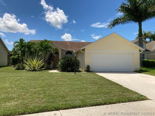 Building Photo - 13016 Meadowbreeze Dr