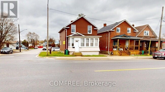 Photo - 1405 King St E