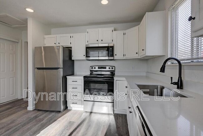 Photo - 1902 John F Kennedy St Unit A