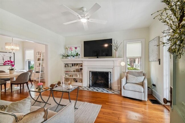 Photo - 2111 W Southview Ave Unidad A
