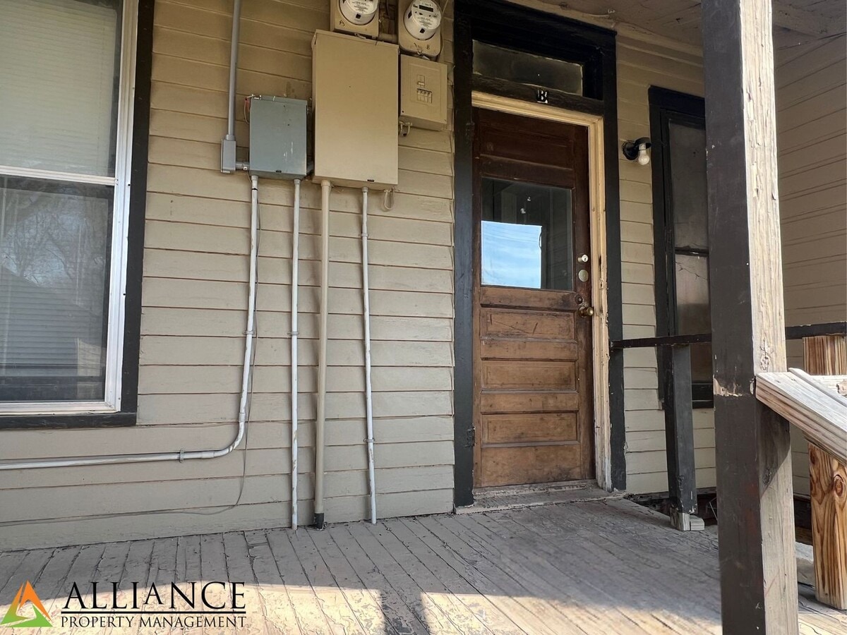 Photo - 909 Leavenworth St Unidad B