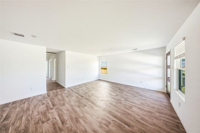 Building Photo - 16802 N Marie Vlg Dr