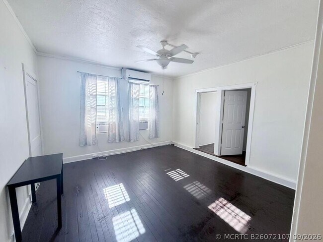 Photo - 406 Northwood Rd Unit 4