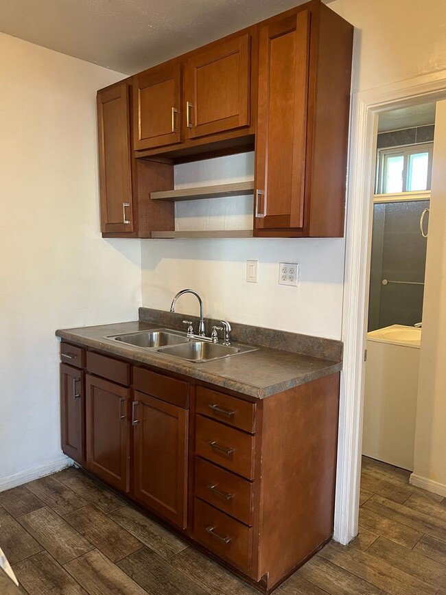 Photo - E1077F Unidad 1118