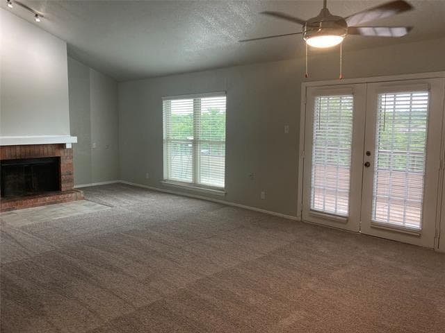 Photo - 752 Haven Ln