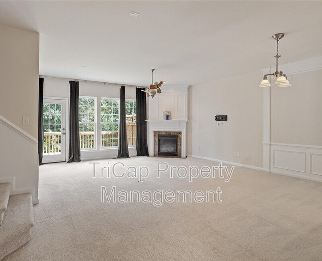 Photo - 2746 Laurel Cherry St