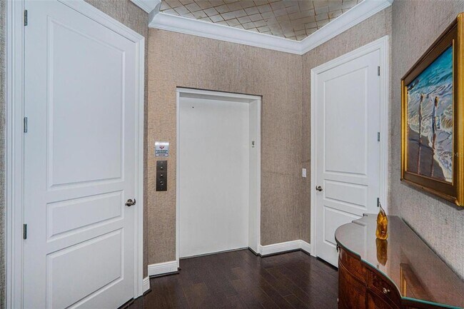 Photo - 5727 Yeats Manor Dr Unit 402