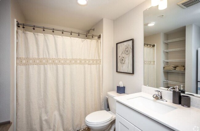 Briar Grove Apartments (Building D)