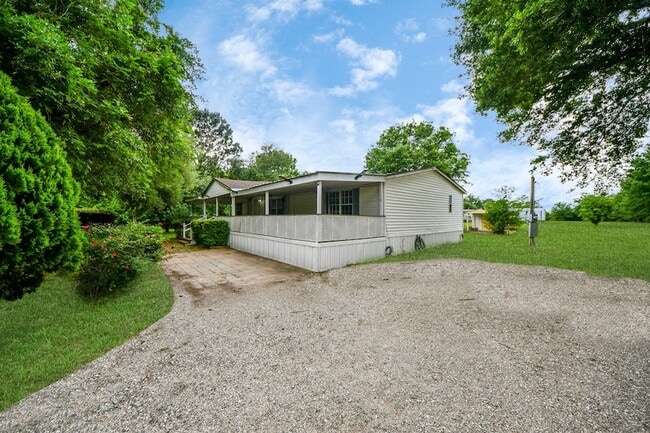 Photo - 18303 James Rd