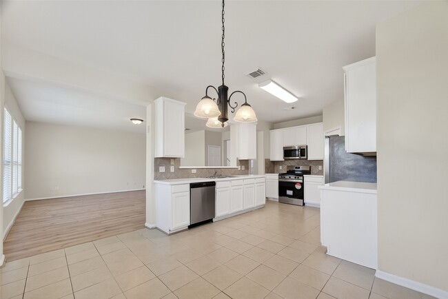 Building Photo - 2708 Calico Creek Ln