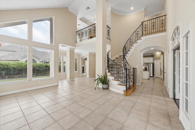 Photo - 1119 Gardencrest Ln