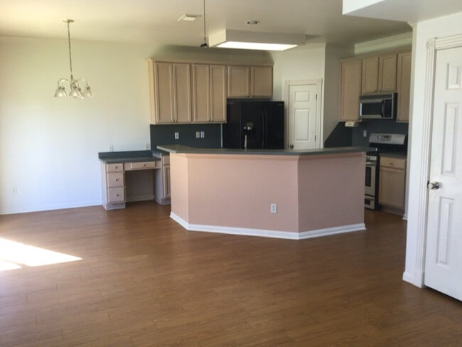 Photo - 2913 Whisper Oaks Ln