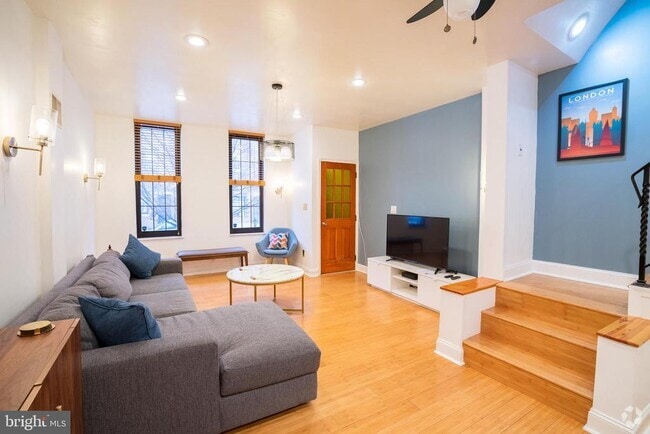 Building Photo - 242 Fairmount Ave Rental