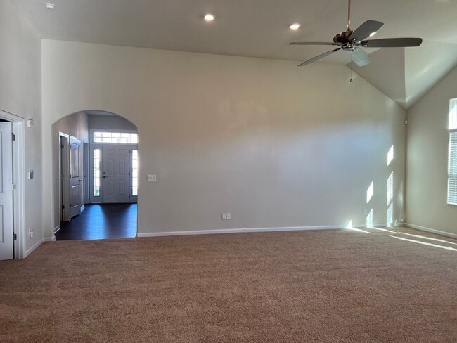 Photo - 3 bedroom 2 bathroom house with office- Be...