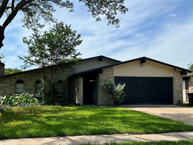 Photo - 4050 Lost Oak Dr Casa