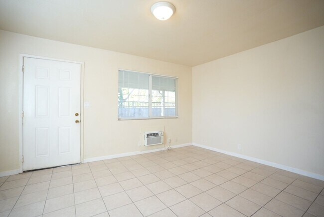 Photo - Washington, 603-607 Unidad 603-J