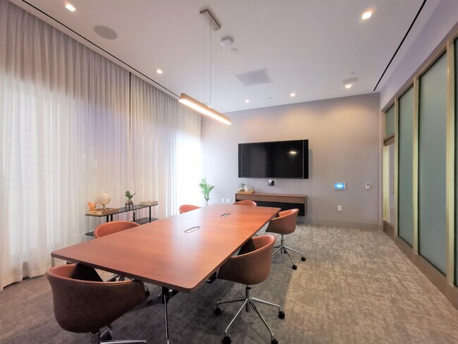 Photo - 75 Park Ln S Unidad 807