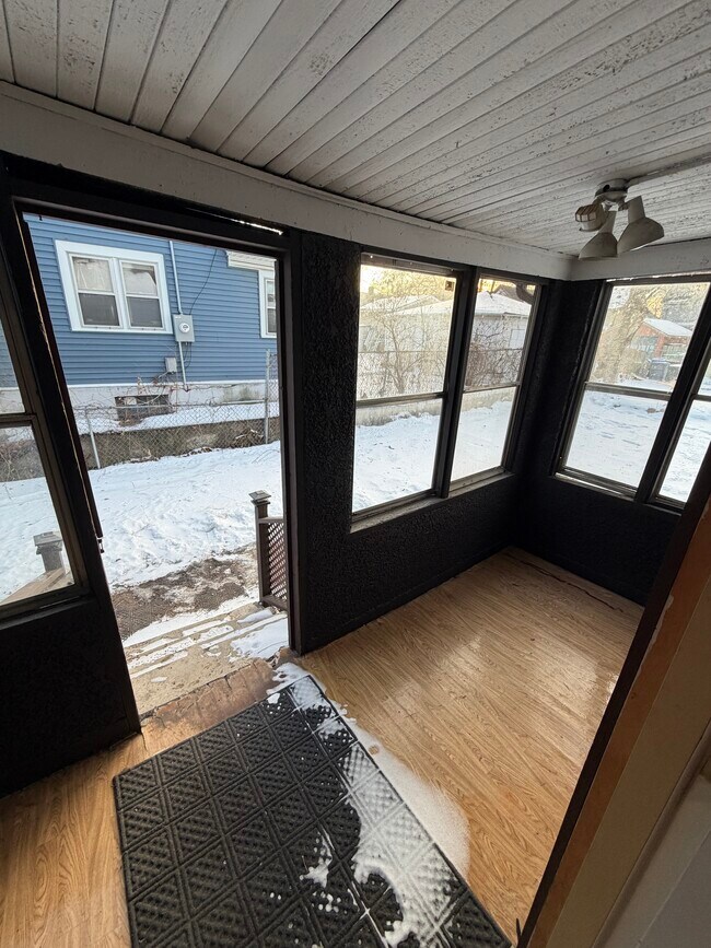 Private porch - 3714 Stevens Ave