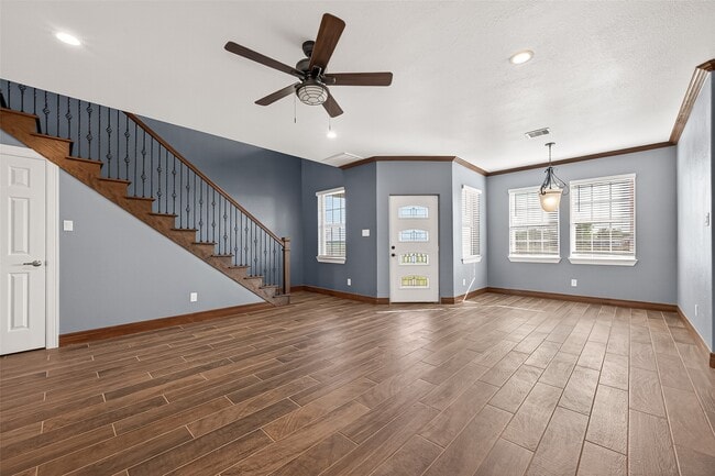 Photo - 2410 Engeling Rd