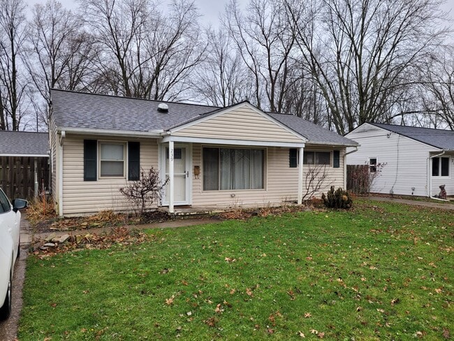 Photo - 239 Kempton Dr House