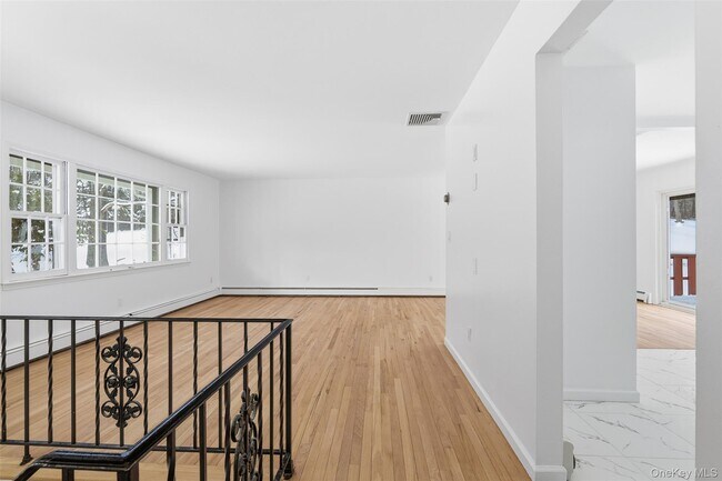 Photo - 1618 Morningview Dr