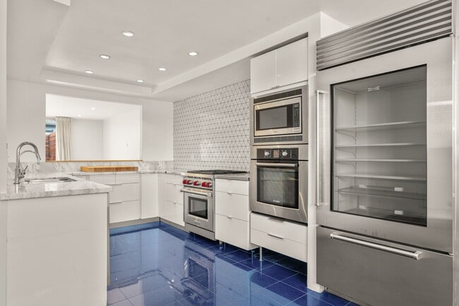 Photo - 630 Raymond Ave