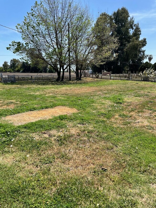 Photo - COMING SOON-Beautiful Country-Style Home in Dos Palos, CA!