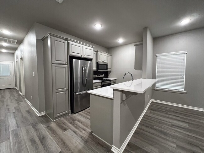 Photo - 16104 Echo Glen Dr Unit 16104