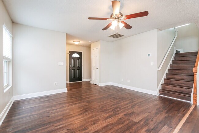 Photo - 6542 Guard Hill Dr