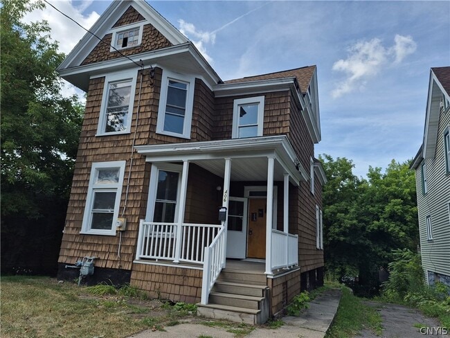 Photo - 406 Laforte Ave