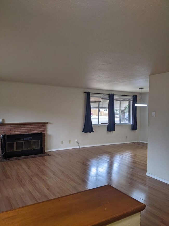 Photo - CovB01 Unidad 320