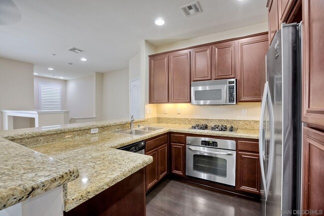 Photo - 8812 Promenade N Pl Townhome