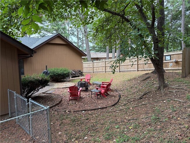 Photo - 80 Mayfair Dr