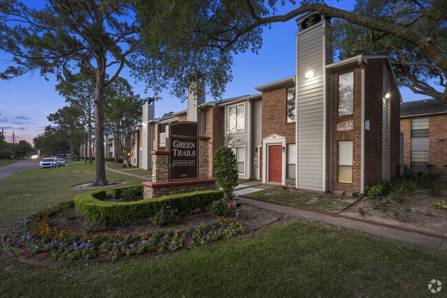 Building Photo - The Place At Green Trails Rental