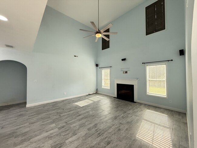 Photo - 231 Southwoods Ln