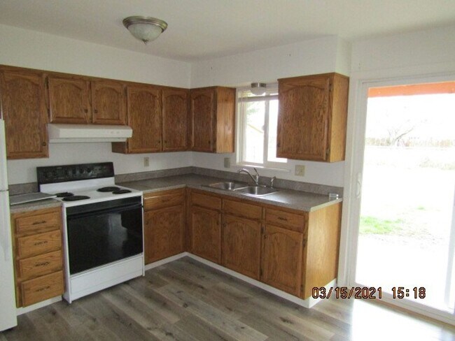 Photo - 2417-2419 Happy Valley Dr Unit 2419 Happy Valley Rd.